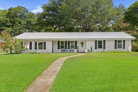 Photo of 1402 Arcada Cr., Tupelo, MS 38804 (MLS # 26-2943)
