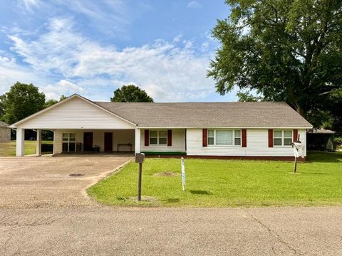 Photo of 607 Academy St., Okolona, MS 38860 (MLS # 26-1801)