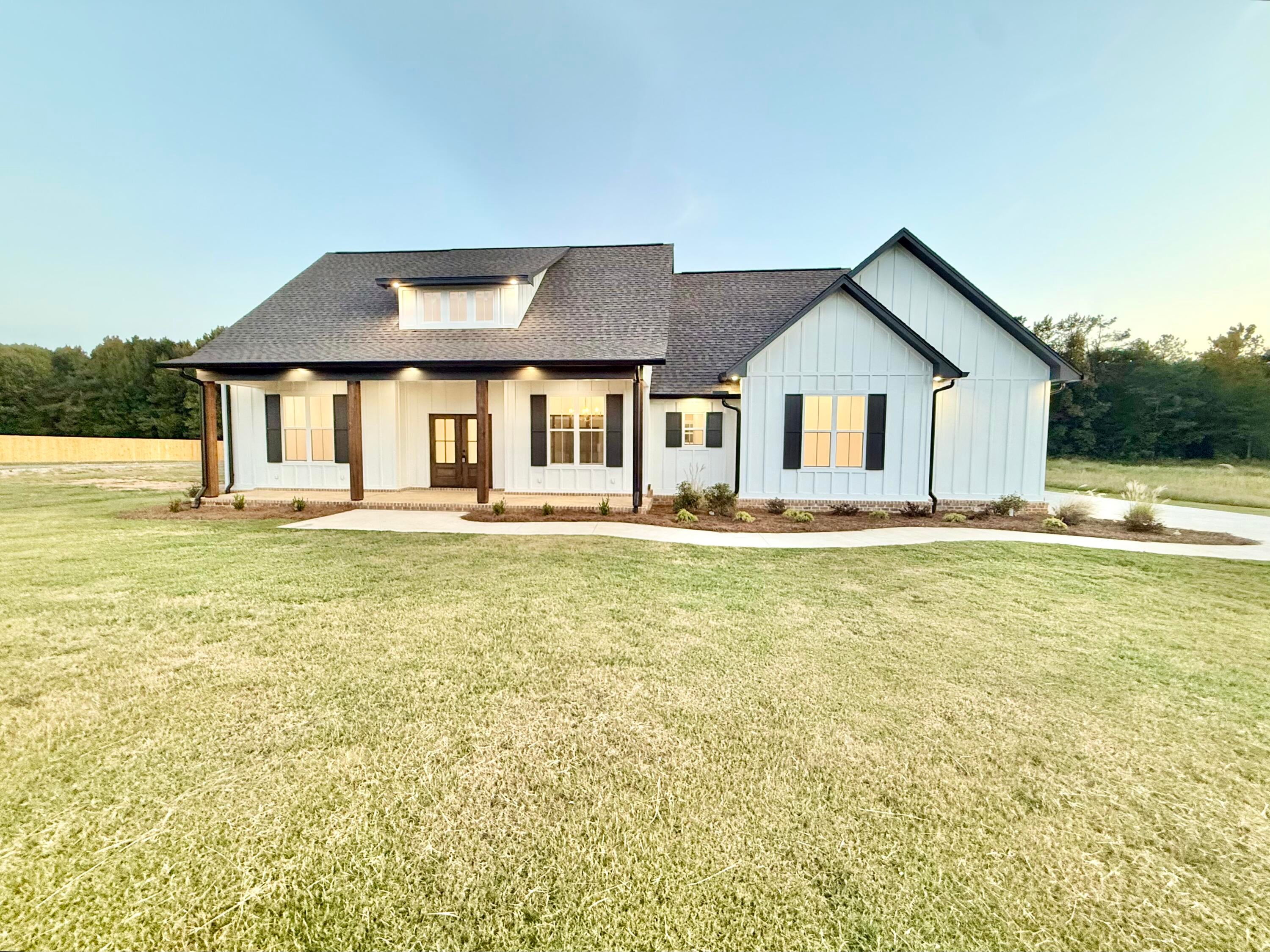 25 Arbor Cove West
