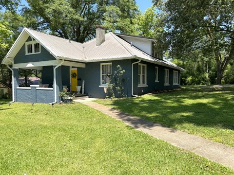 Photo of 603 Garfield St., New Albany, MS 38652 (MLS # 26-1708)