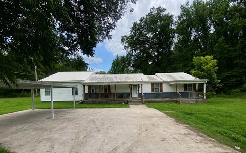 Photo of 1588 N Feemster Lake Road, Tupelo, MS 38804 (MLS # 26-2324)