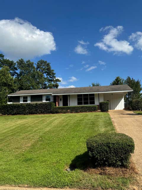 Photo of 1205 Frances Square, Tupelo, MS 38804 (MLS # 26-2366)