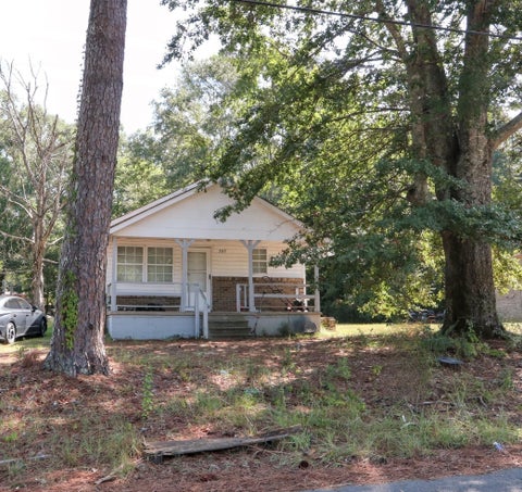 Photo of 309 S Canal St., Tupelo, MS 38804 (MLS # 26-3465)