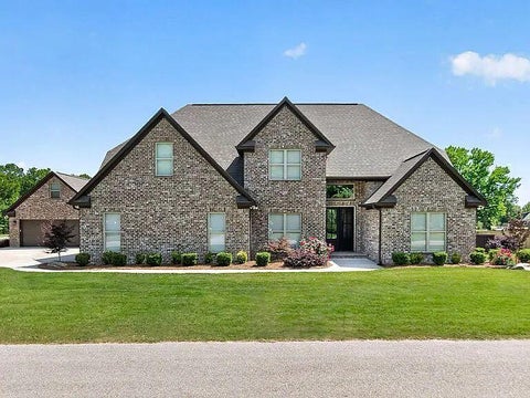 Photo of 123 Simbrah Dr., Tupelo, MS 38804 (MLS # 26-2625)