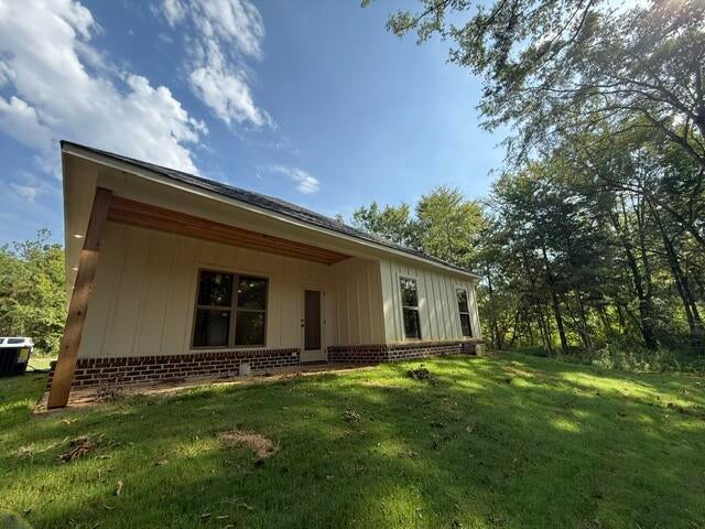 1646 Eads Creek Road