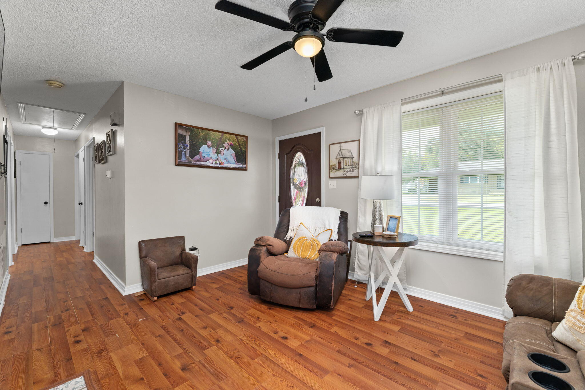 108 Meadow Ln.