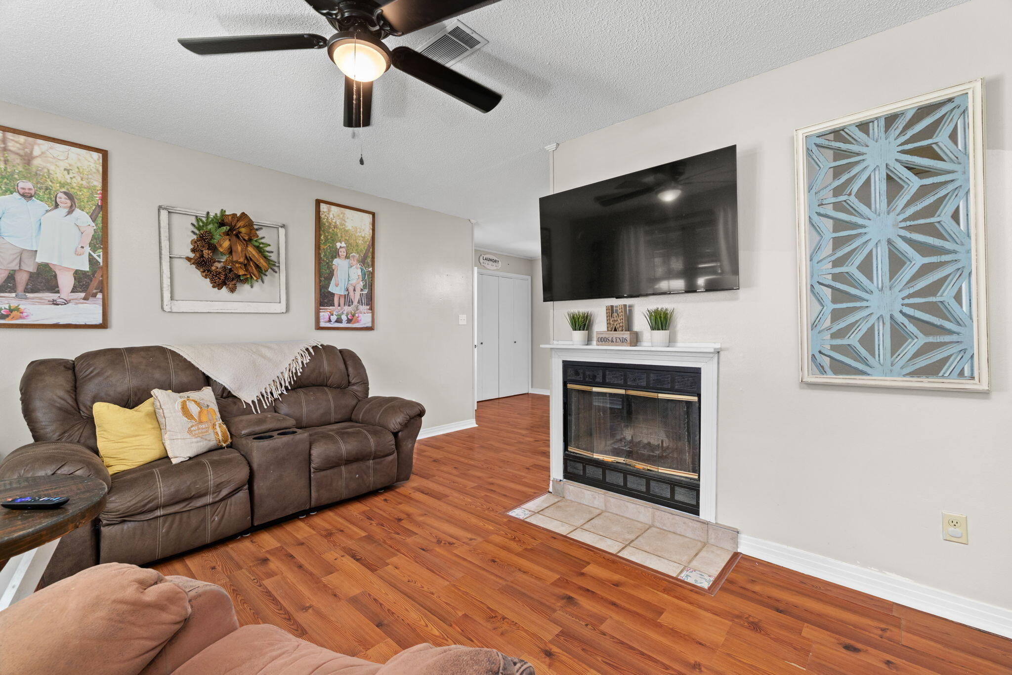 108 Meadow Ln.