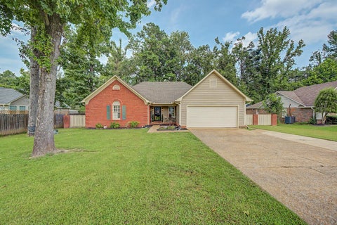 Photo of 1004 Primrose Cv., Corinth, MS 38834 (MLS # 26-2754)