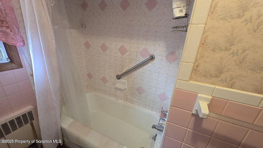 Swoyersville, Pennsylvania 18704, United States, 3 Bedrooms Bedrooms, ,2 BathroomsBathrooms,Residential,Active,243012