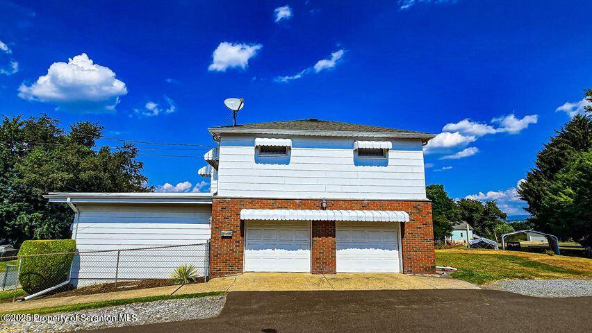 Swoyersville, Pennsylvania 18704, United States, 3 Bedrooms Bedrooms, ,2 BathroomsBathrooms,Residential,Active,243012