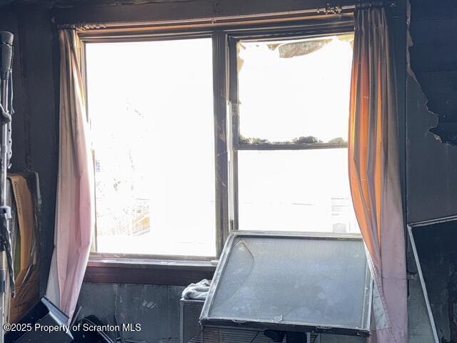 Wilkes-Barre, Pennsylvania 18702, United States, 4 Bedrooms Bedrooms, ,1 BathroomBathrooms,Residential,Active,95170