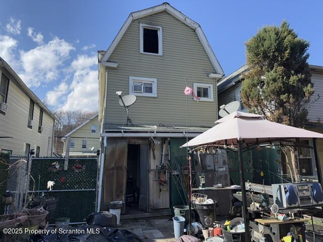 Wilkes-Barre, Pennsylvania 18702, United States, 4 Bedrooms Bedrooms, ,1 BathroomBathrooms,Residential,Active,95170