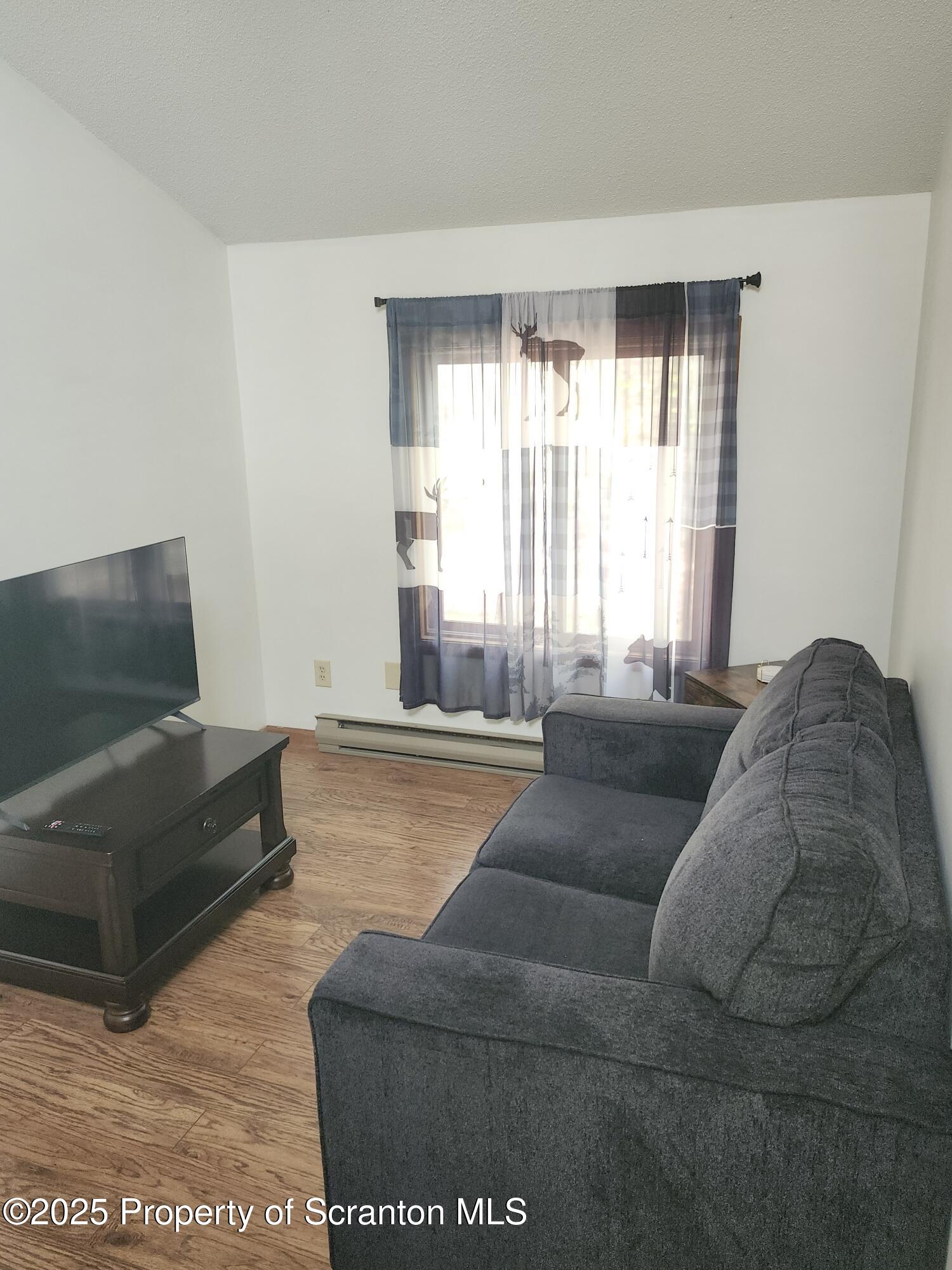 Lake Ariel, Pennsylvania 18436, United States, 2 Bedrooms Bedrooms, ,1 BathroomBathrooms,Residential,Active,114373