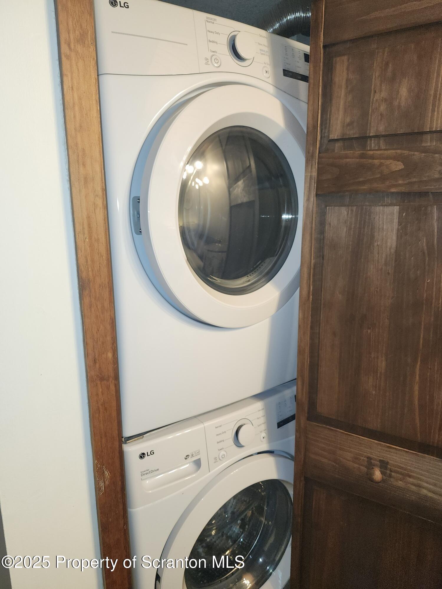 Lake Ariel, Pennsylvania 18436, United States, 2 Bedrooms Bedrooms, ,1 BathroomBathrooms,Residential,Active,114373