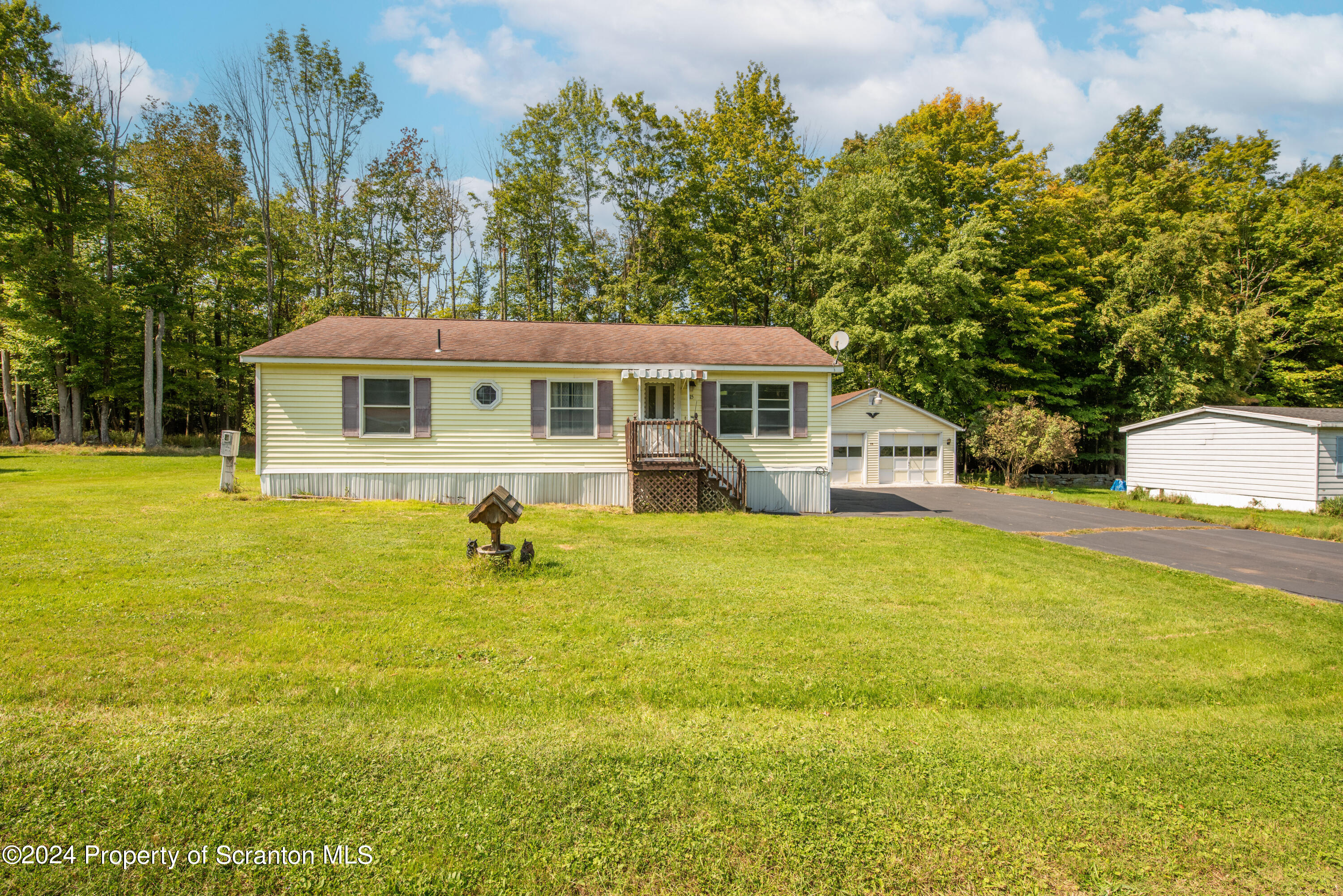 View Lake Ariel, PA 18436 mobile home