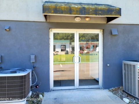 Photo for 230 W Tioga Street Unit 7
