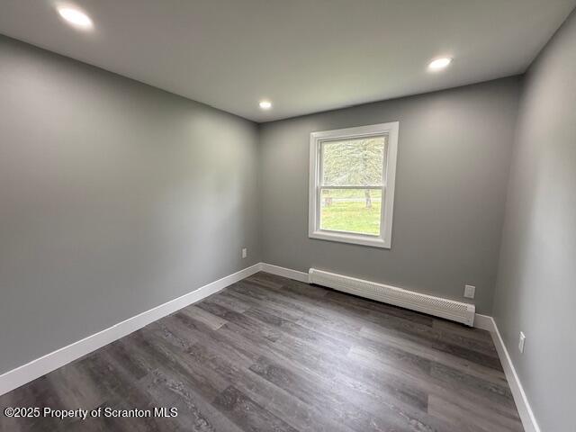 Clifford Twp, Pennsylvania 18421, United States, 4 Bedrooms Bedrooms, ,3 BathroomsBathrooms,Residential,Active,196835