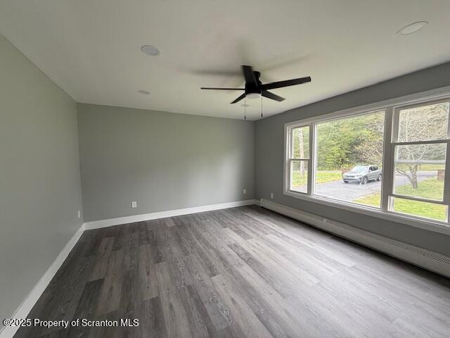 Clifford Twp, Pennsylvania 18421, United States, 4 Bedrooms Bedrooms, ,3 BathroomsBathrooms,Residential,Active,196835