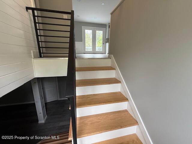 Clifford Twp, Pennsylvania 18421, United States, 4 Bedrooms Bedrooms, ,3 BathroomsBathrooms,Residential,Active,196835