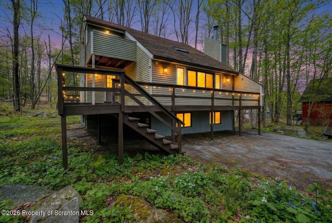 10 Garden Dr 02 Dusk Large