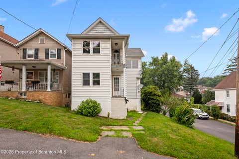 Photo for 834 E Scott Street