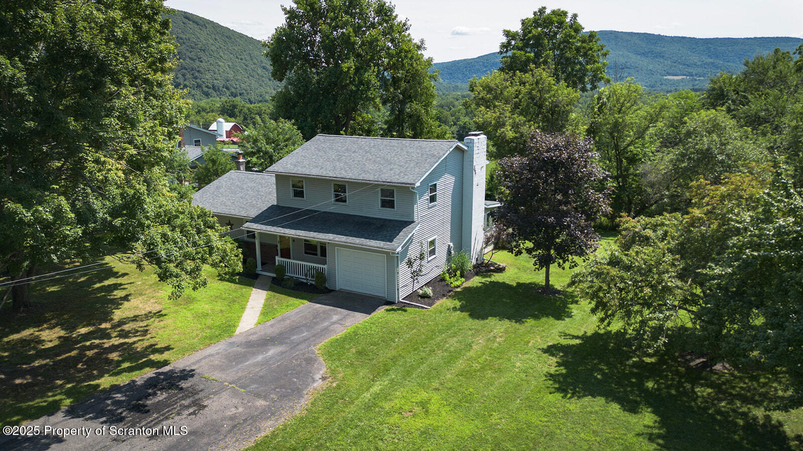 Tunkhannock, Pennsylvania 18657, United States, 4 Bedrooms Bedrooms, ,3 BathroomsBathrooms,Residential,Active,185156