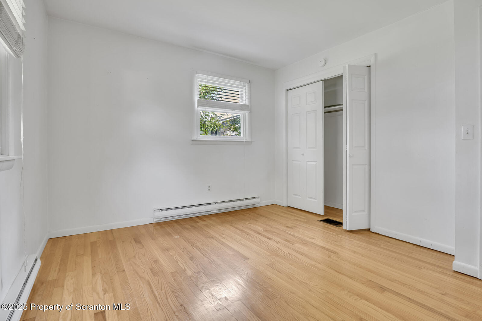 Tunkhannock, Pennsylvania 18657, United States, 4 Bedrooms Bedrooms, ,3 BathroomsBathrooms,Residential,Active,185156