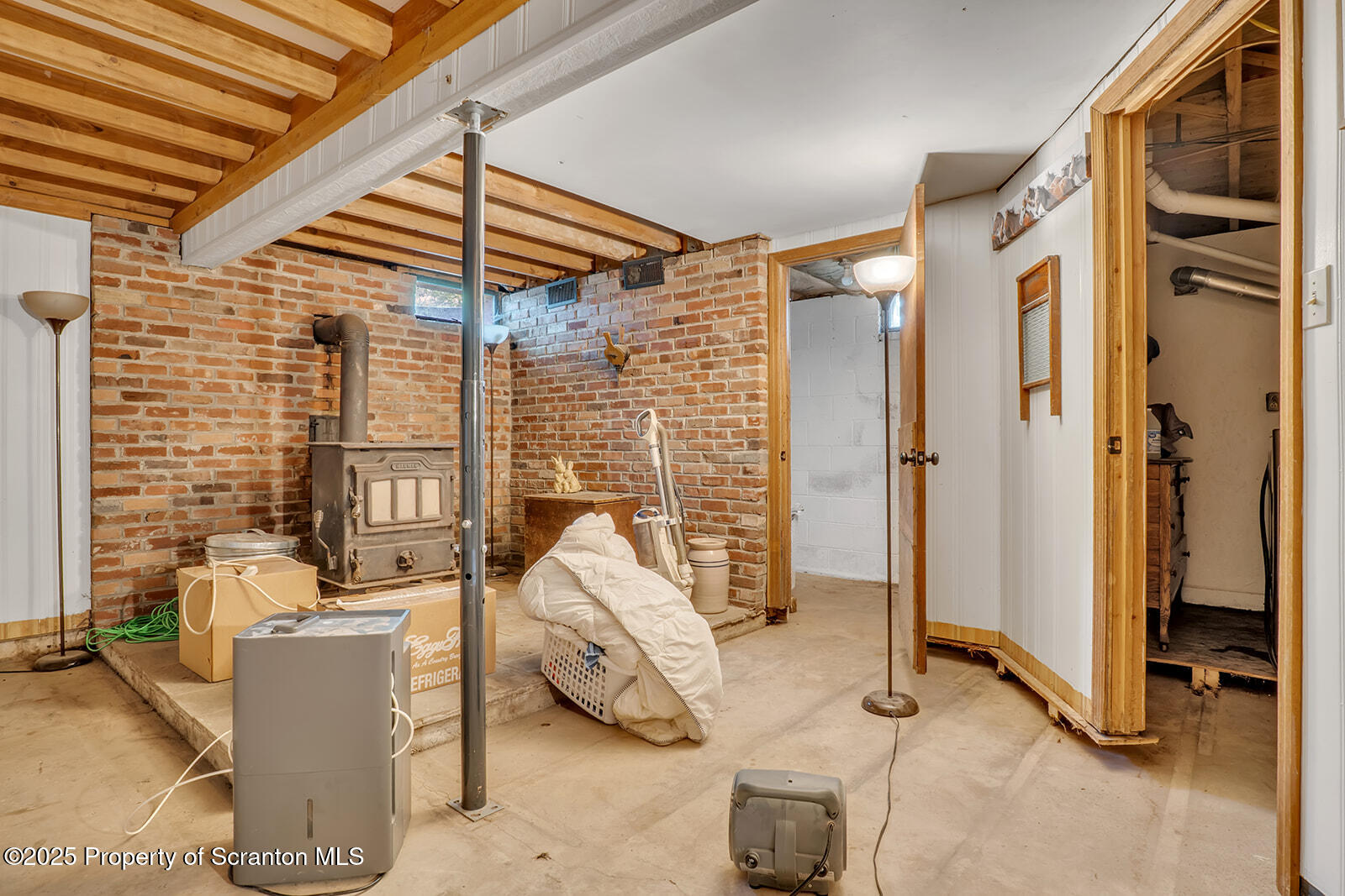 Tunkhannock, Pennsylvania 18657, United States, 4 Bedrooms Bedrooms, ,3 BathroomsBathrooms,Residential,Active,185156