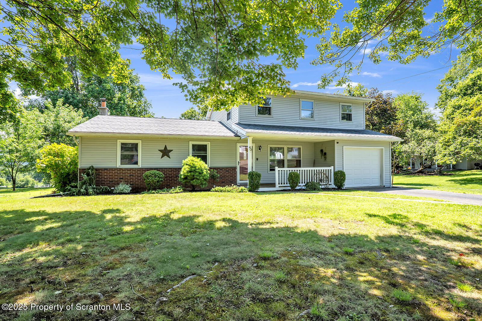Tunkhannock, Pennsylvania 18657, United States, 4 Bedrooms Bedrooms, ,3 BathroomsBathrooms,Residential,Active,185156