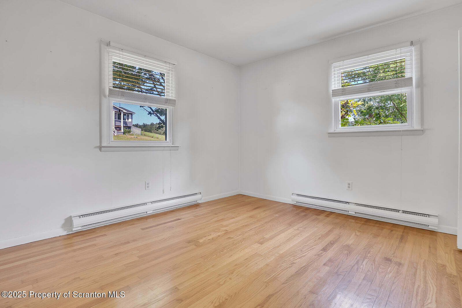 Tunkhannock, Pennsylvania 18657, United States, 4 Bedrooms Bedrooms, ,3 BathroomsBathrooms,Residential,Active,185156