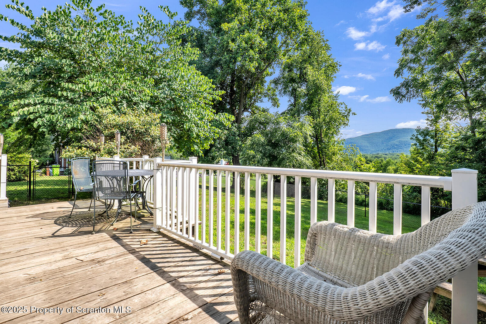 Tunkhannock, Pennsylvania 18657, United States, 4 Bedrooms Bedrooms, ,3 BathroomsBathrooms,Residential,Active,185156