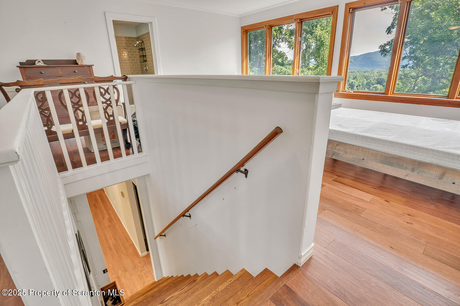 Tunkhannock, Pennsylvania 18657, United States, 4 Bedrooms Bedrooms, ,3 BathroomsBathrooms,Residential,Active,185156