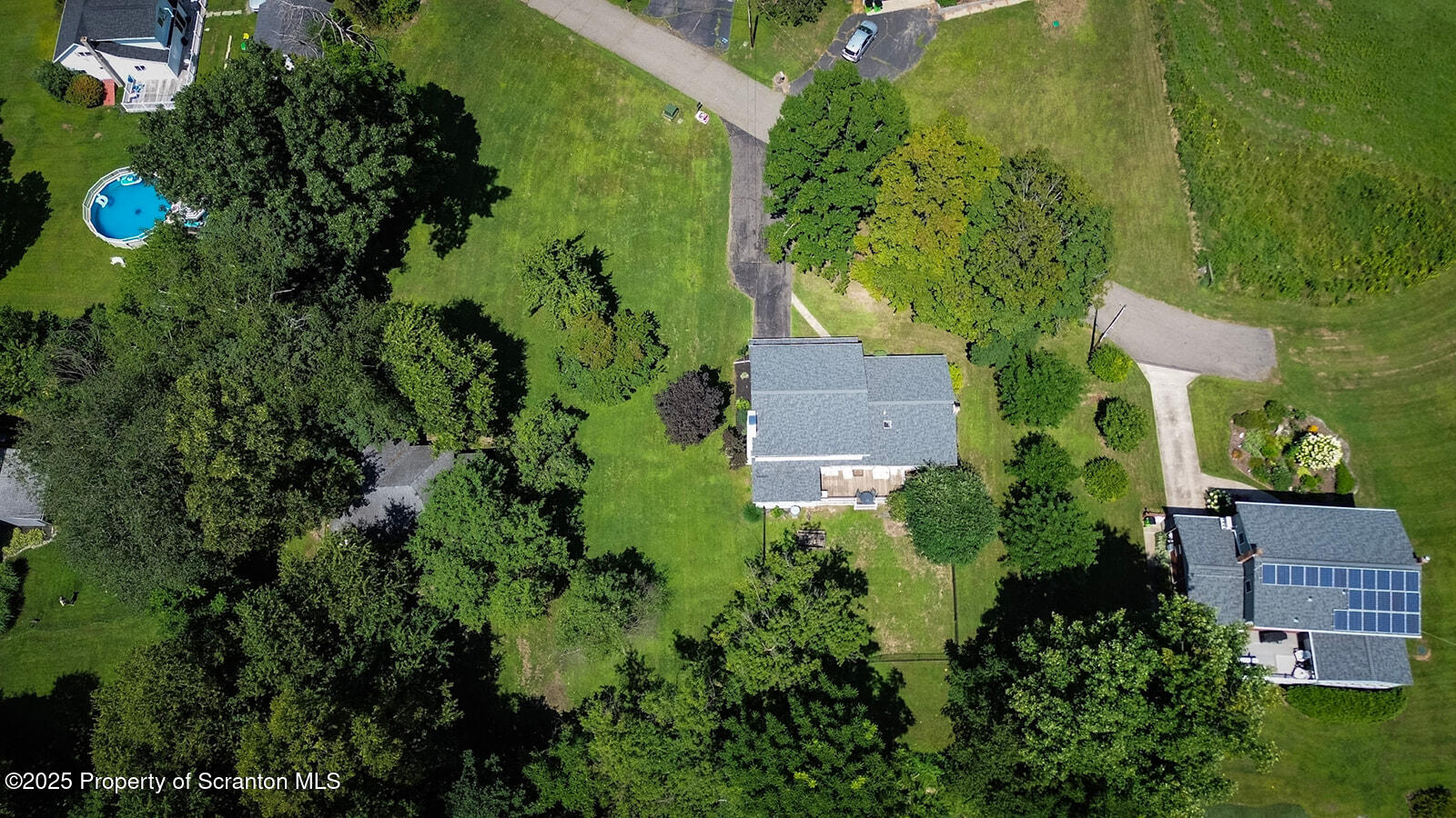 Tunkhannock, Pennsylvania 18657, United States, 4 Bedrooms Bedrooms, ,3 BathroomsBathrooms,Residential,Active,185156