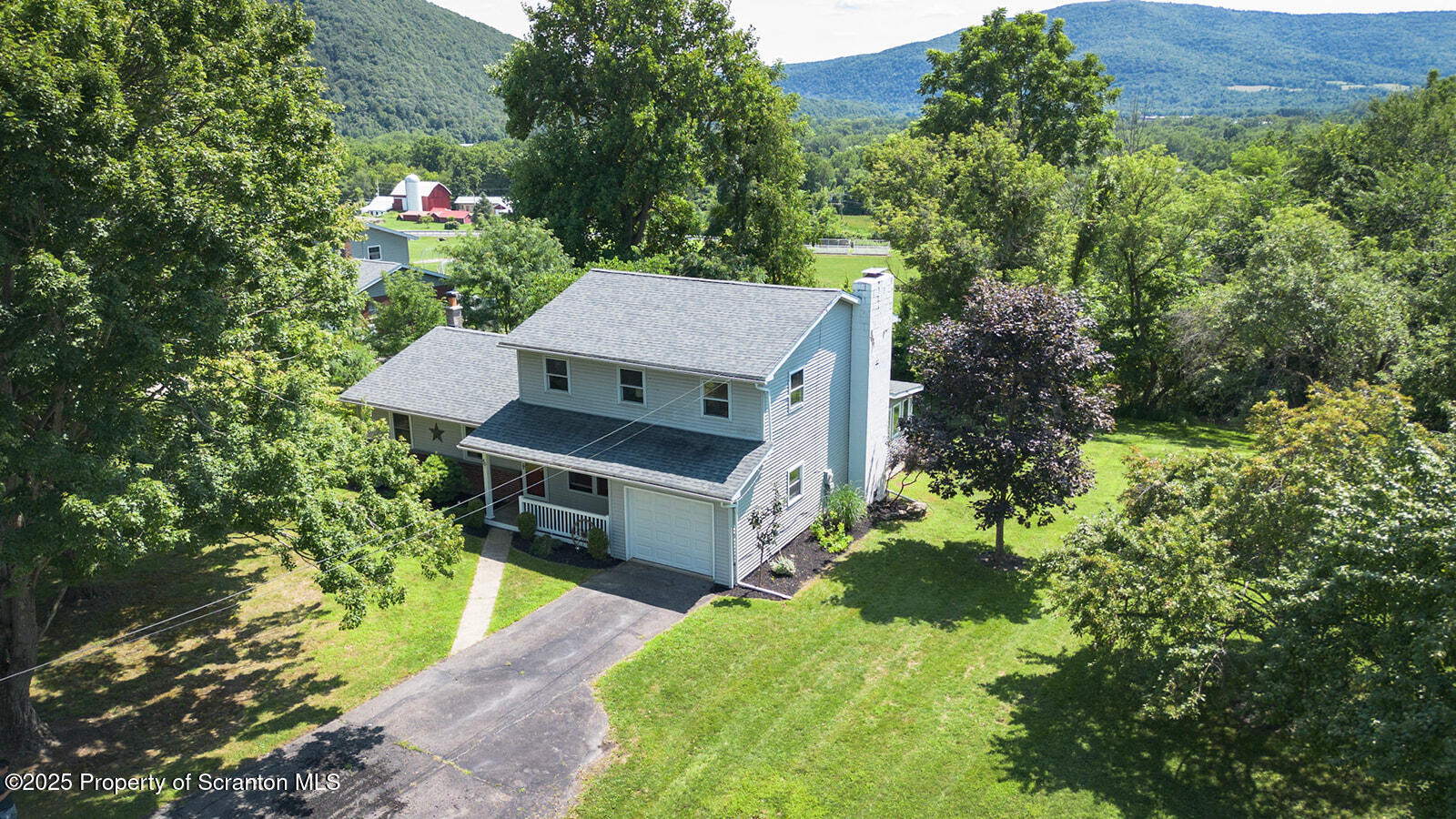 Tunkhannock, Pennsylvania 18657, United States, 4 Bedrooms Bedrooms, ,3 BathroomsBathrooms,Residential,Active,185156