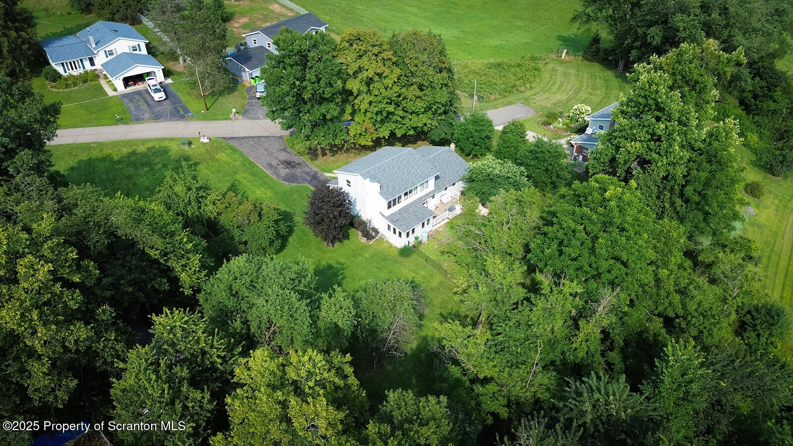 Tunkhannock, Pennsylvania 18657, United States, 4 Bedrooms Bedrooms, ,3 BathroomsBathrooms,Residential,Active,185156