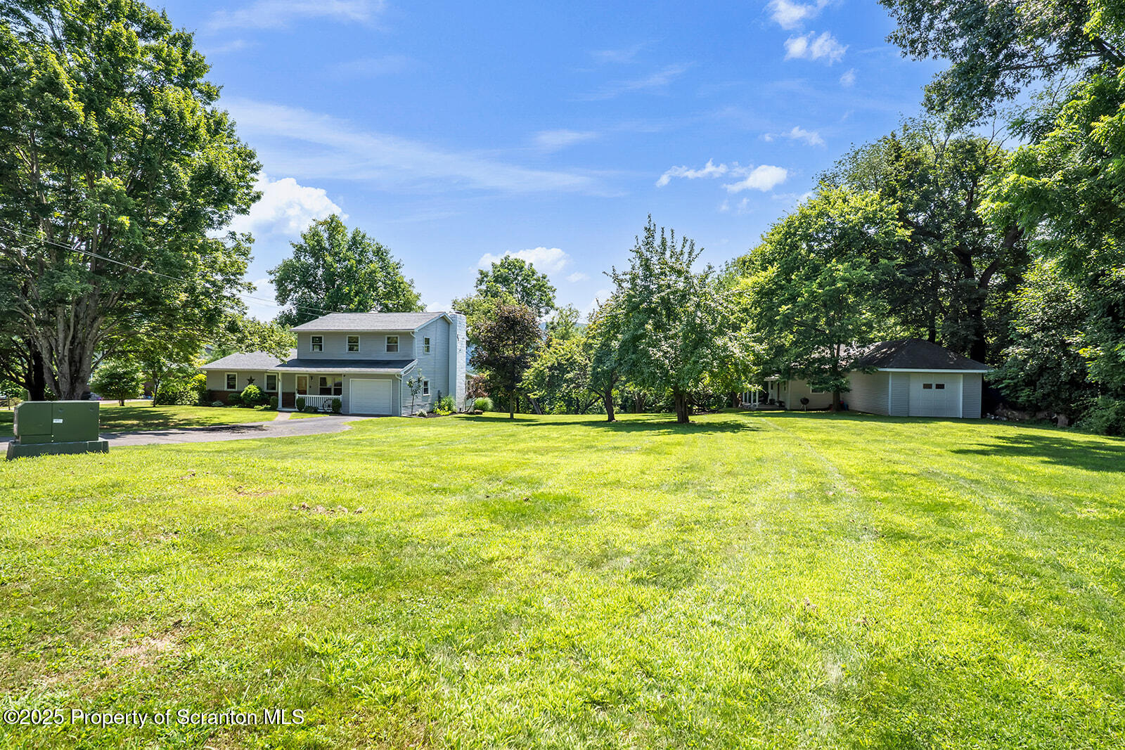 Tunkhannock, Pennsylvania 18657, United States, 4 Bedrooms Bedrooms, ,3 BathroomsBathrooms,Residential,Active,185156