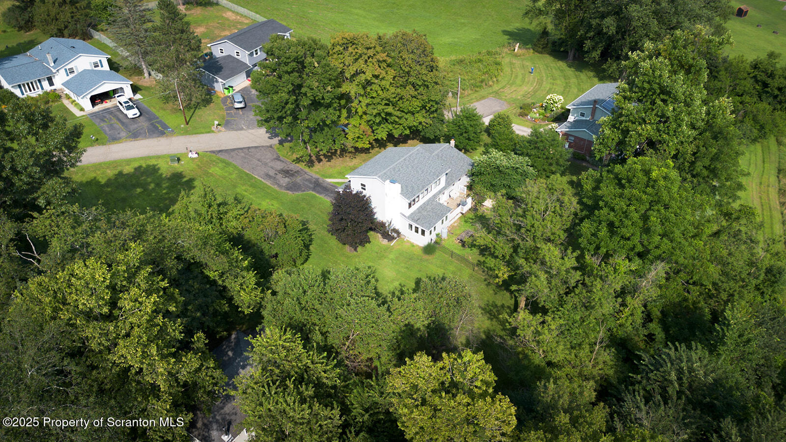 Tunkhannock, Pennsylvania 18657, United States, 4 Bedrooms Bedrooms, ,3 BathroomsBathrooms,Residential,Active,185156