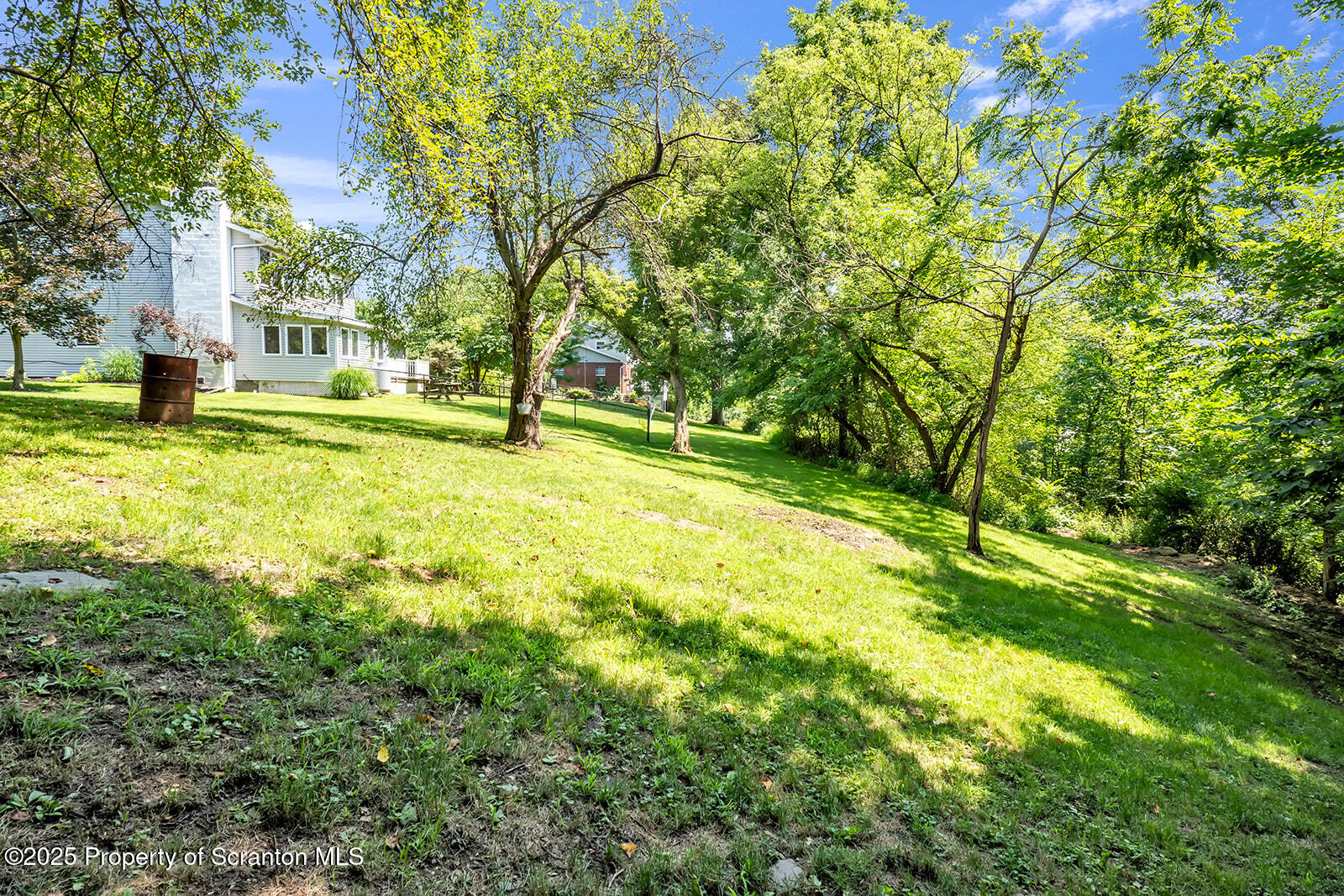 Tunkhannock, Pennsylvania 18657, United States, 4 Bedrooms Bedrooms, ,3 BathroomsBathrooms,Residential,Active,185156