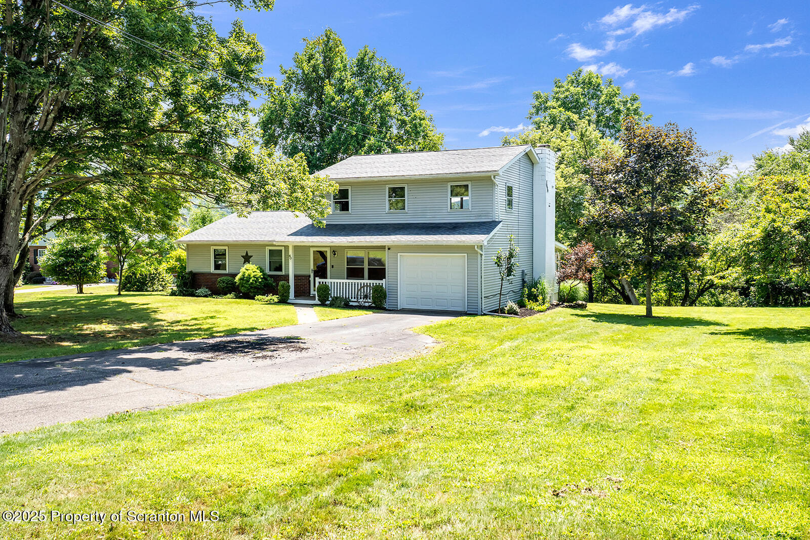 Tunkhannock, Pennsylvania 18657, United States, 4 Bedrooms Bedrooms, ,3 BathroomsBathrooms,Residential,Active,185156