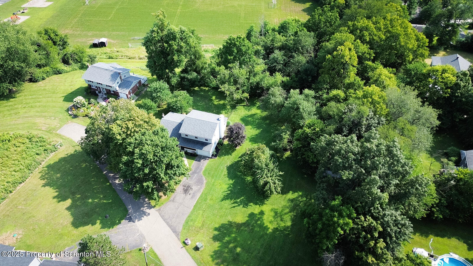 Tunkhannock, Pennsylvania 18657, United States, 4 Bedrooms Bedrooms, ,3 BathroomsBathrooms,Residential,Active,185156