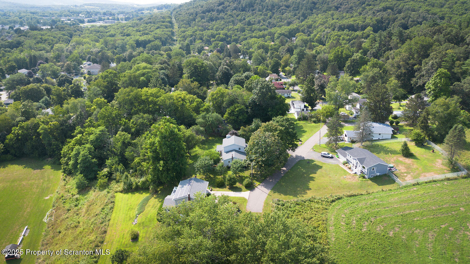 Tunkhannock, Pennsylvania 18657, United States, 4 Bedrooms Bedrooms, ,3 BathroomsBathrooms,Residential,Active,185156