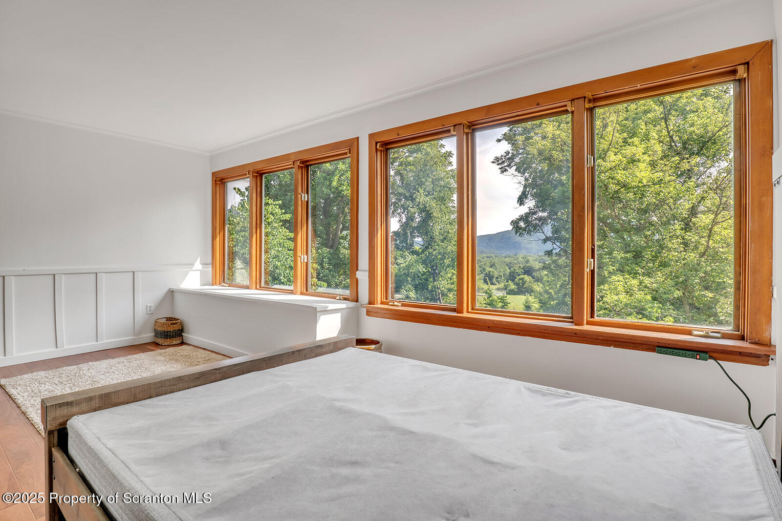 Tunkhannock, Pennsylvania 18657, United States, 4 Bedrooms Bedrooms, ,3 BathroomsBathrooms,Residential,Active,185156