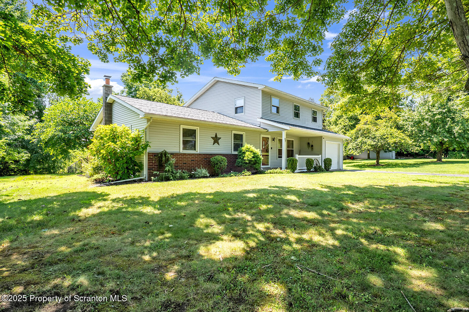 Tunkhannock, Pennsylvania 18657, United States, 4 Bedrooms Bedrooms, ,3 BathroomsBathrooms,Residential,Active,185156