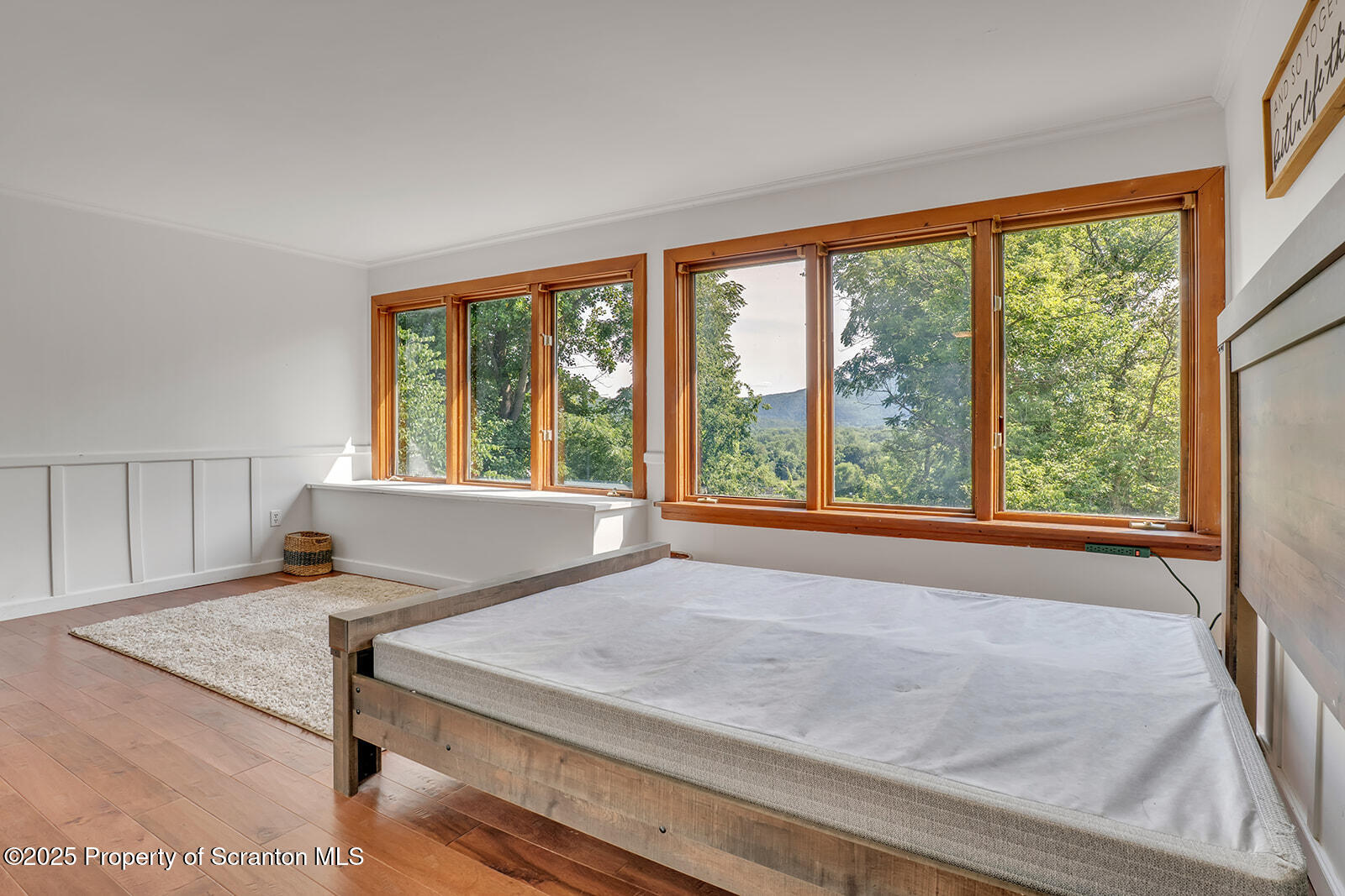 Tunkhannock, Pennsylvania 18657, United States, 4 Bedrooms Bedrooms, ,3 BathroomsBathrooms,Residential,Active,185156