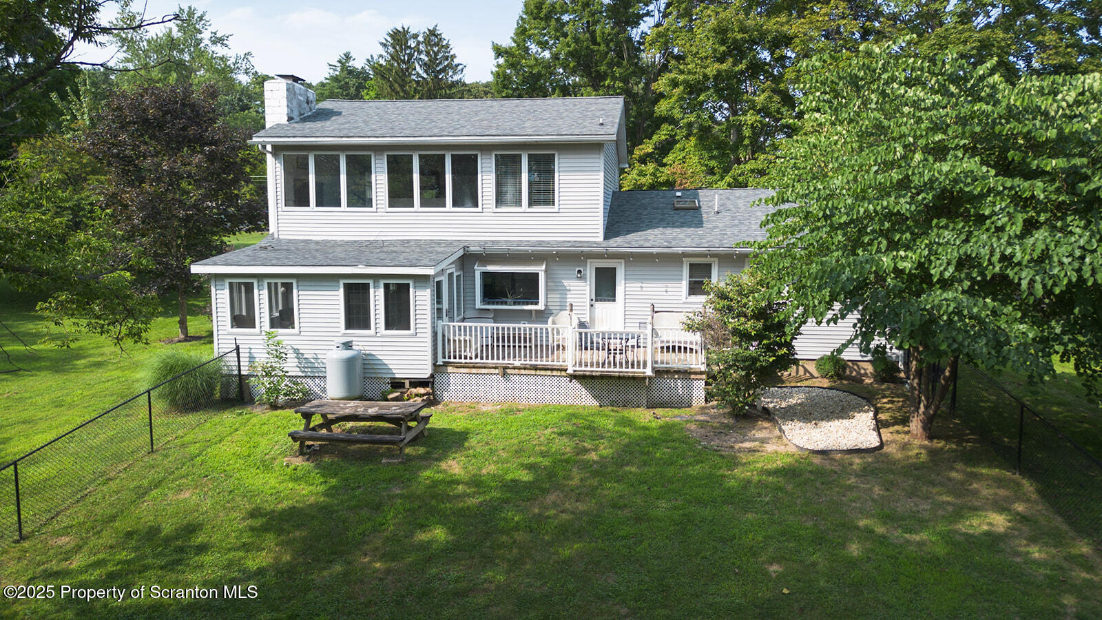 Tunkhannock, Pennsylvania 18657, United States, 4 Bedrooms Bedrooms, ,3 BathroomsBathrooms,Residential,Active,185156