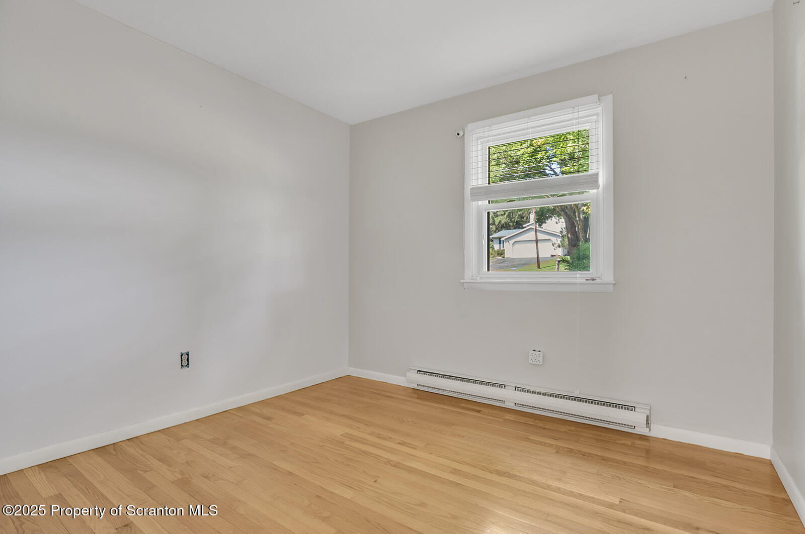 Tunkhannock, Pennsylvania 18657, United States, 4 Bedrooms Bedrooms, ,3 BathroomsBathrooms,Residential,Active,185156