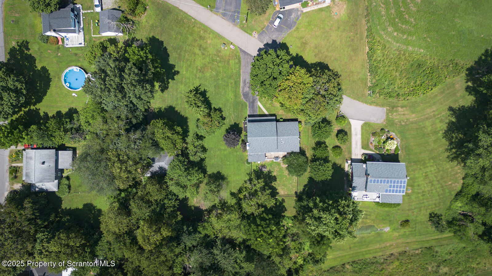 Tunkhannock, Pennsylvania 18657, United States, 4 Bedrooms Bedrooms, ,3 BathroomsBathrooms,Residential,Active,185156