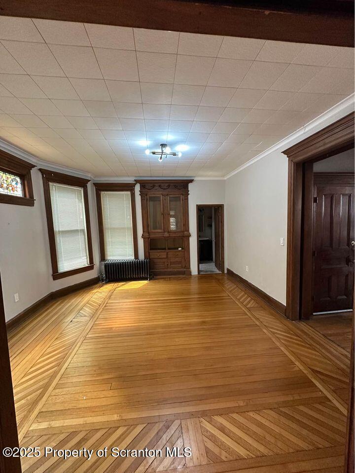 Scranton, Pennsylvania 18508, United States, 6 Bedrooms Bedrooms, ,6 BathroomsBathrooms,Residential,Pending,166422