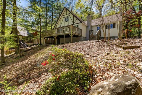 Photo for 138 Sandstone Drive