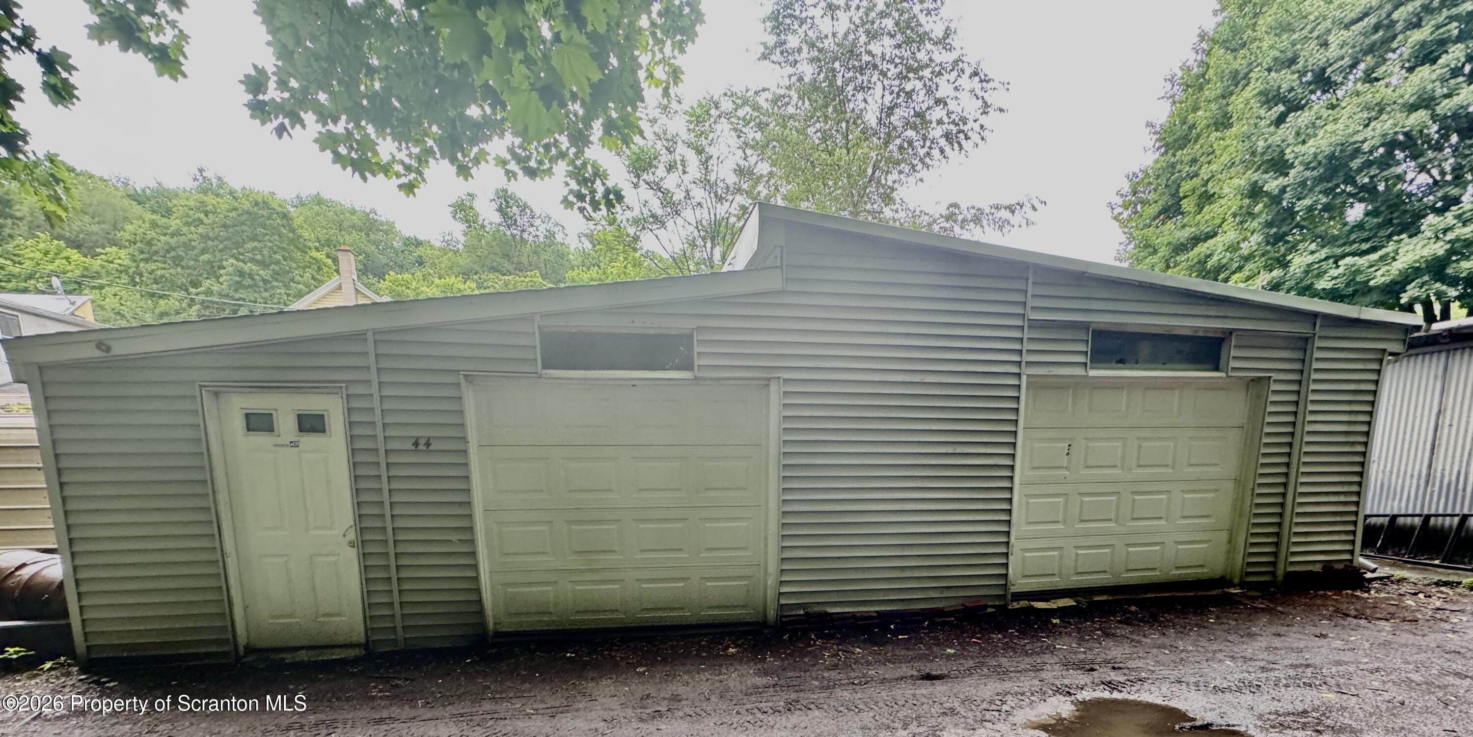 Photo 1 of 9 — 44 Rear Depot, Scranton, PA 18509